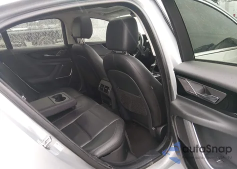 2020 Jaguar Xe S Awd Automatic z USA, uszkodzony, nr VIN SAJAJ4FX7LCP57754